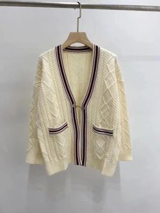 Kobiet Knits Office Lady Twist Pattern Beige Loose Cardigan Sweater swobodny w szyku w szyku długie rękawy jesień 2024 Vintage dla kobiet