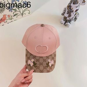 Boné de artista de beisebol Gcris Designers Chapéus Luxurys Chapéu Flores Bordado Design Bonito Temperamento Cem Take Sport Estilo Baseballcaps Moda Casual Chapéu Presente