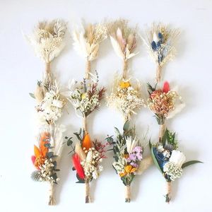 Decorative Flowers Natural Dry Bouquet Mini Boutonnieres Groomsmen Buttonholes Bridesmaid Flower Corsage Brooch Christmas Wedding Decor