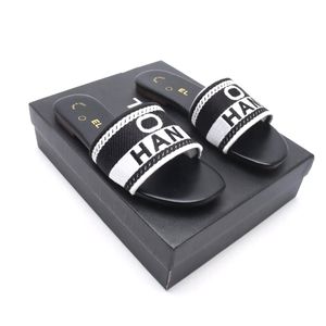 Kanalsandale Herren Luxus Designer 4 Farben Damen Mule Hausschuhe Mädchen Neue flache Sliders Schwarz Weiß Walk Freizeitschuhe Größe 35-40 Sandale Slide Sommer Pool Geschenk Loafer