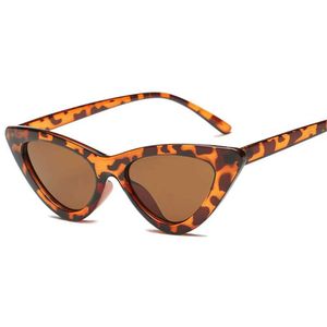 Occhiali da sole Occhiali da sole alla moda designer di marca femminile retrò triangolari occhiali cat eye oculos De Sol trasparente oceano UV400 J240330