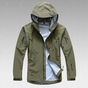 Outdoor Waterproof Hard Shell Tactical Jacket Spring Autumn Thin Breathable Camo Coat Men Climbing Army Training Combat Clothes 240124