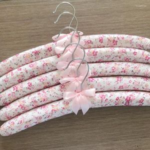 Hangers 38.5cm Sponge Padded Foam Hanger Non Slip Satin Canvas Covers For Adults Clothes Cute Floral Design Racks