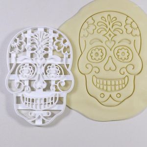 Baking Moulds Halloween Decoration Skull Head Cookie Cutter Mold Stamp The Dead Skeloton Face 3D Plastic Biscuit Press Mould For Tools