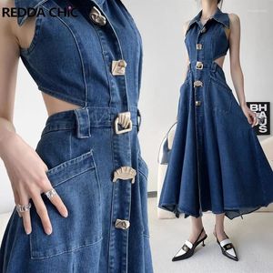 Vestidos casuais reddachic chique elegante verão mulheres de uma peça denim vestido fenda corte cintura azul jeans sundress sem mangas minimalista