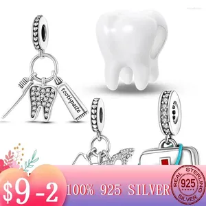 Lösa ädelstenar 925 Sterling Silver CZ Doctor Dentist Tooth Charm Pärlor Passar originalarmband för barnkvinnor DIY Making Jewelry Gift