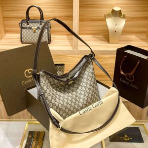 New Designer Shoulder Bag Large Capacity Handbag Famous Brand Fashion Shopping Lady Soft Pu Leather Luxury Hand11