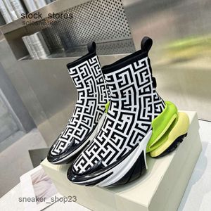 balmanity ballmainnity balmianlies Spaceship Designer Qualità Calzini da donna Scarpe elastiche da uomo Stivali Sneaker Lavorato a maglia Future Sports Papà Top Coppia Sp DZPB