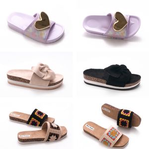 Slippers Letters Platform Shoes Designer New Embroidered Thick Sole Sandals for 82