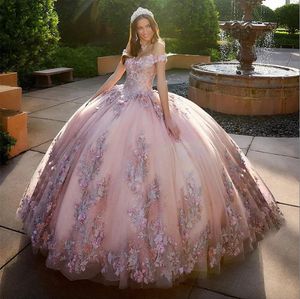 Sparkly Beaded Lace Ball Gown Quinceanera Dresses Appliqued Off Shoulder Neckline Sequined Prom Gowns Tulle Sweep Train Sweet 15 Masquerade Dress