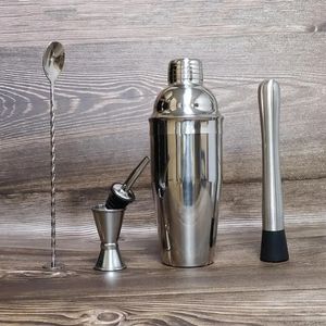 Party Stainless Shaker Cocktail Martini Wine Bicchieri Set di bevande per strumenti Kit mixer Barista Steel Bar Boston 240119