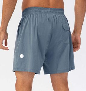 Ll masculino de alta qualidade yoga esportes curto secagem rápida shorts com bolso traseiro do telefone móvel casual correndo ginásio jogger pant 552