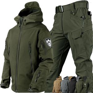 Herrspårar Vinter utomhusvärme och vattentäta specialstyrkor Träning plus förtjockad sammet Soft Shell Jacket Tactical Set presentbälte