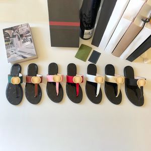 Luxurys Designer Shoes Flip Flops Thong Sandals Slipper 10A Quality Leatherフラット夏のビーチプール男性