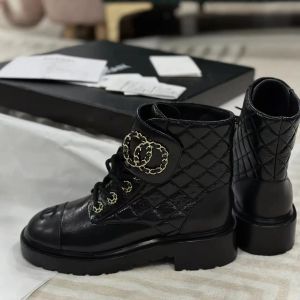 Womens Martin But Buty Buty Nowy styl Krótka 10a Najwyższej jakości designerska skórzane lustro moda vintage swobodny but luksus z pudełkiem na zewnątrz wędrówka