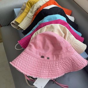 designer lyxiga kvinnor hink hatt för kvinnor lyx mode mössa sommar breda brim strand casual hattar broderade huvudbonad utomhus klänning hink hattar hög kvalitet gåva