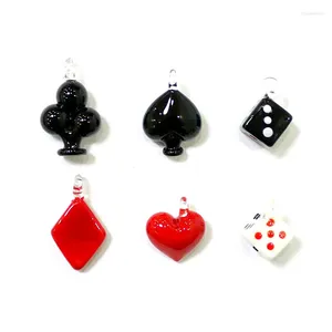 Dekoratif Figürinler 6pcs Mini Poker Zar Tasarım Cazibe Cam Kolye Sevimli Tinik Oyun Kartları Desen Süsleri Erkek Kadın Mücevher Yapımı