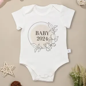 Rompers baby 2024 pojkar flicka onesies graviditet tillkännagivande gåva födda kläder estetik söt spädbarn romper bomull mjuk ropa de bebe