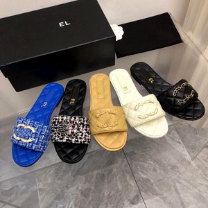 10A kvalitetsdesigner tofflor loafer glid mule kanal sandal pool soliga kvinnor lyx svart vit dam platt läder casual sko sexig sommar strand present mens skjutreglage