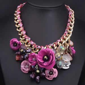 Farbe Blume Mode Statement Halskette Kristall Halsketten Vintage Halsband Halskette Schlüsselbein übertrieben weibliche Accessoires 240129