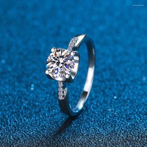 Klusterringar 925 Sterling Silver 1CT D Färg Moissanite Diamond för kvinnor 14K Guldpläterad bröllop Evighet Ring Fina smycken