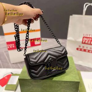 Torby wieczorowe torby na ramię Wymagania Worka Kobiety Matelasse Super mini torebki Crossbody Łańcuch na ramię Classic Chevron Quilded Ladies Torebki Macaron