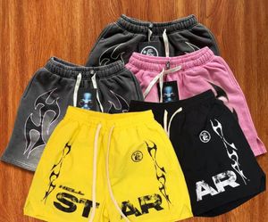 Shorts hellstar masculinos de verão Desgastados shorts de algodão puro designer solto esportes casuais preto cinza shorts homens e mulheres Retro High Street Shorts Calças de praia