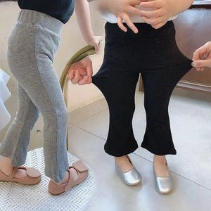 Calças queimadas meninas leggings bebê primavera outono coreano roupas infantis cintura elástica solo versátil