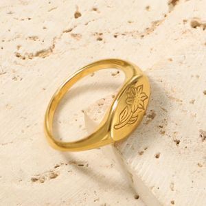 Retro 7mm largura flor anéis de casamento para homens womnen rock gótico cor ouro aço inoxidável casal jóias acessórios vintage 240125