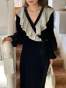 Casual Dresses SuperAen 2024 Spring Retro Ruffle Edge Polka Dot Large Flip Collar V-Neck Waistband Velvet Flare Sleeves Dress