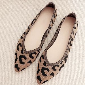 2023 leopardo malha ballet flats moda respirável apontou toe deslizamento em mocassins feminino casual borracha macia sola barco sapatos mocassins 240123