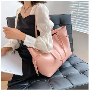 Waist bagsLuxury New Pu Handbag Ladies Fashion Solid Color Tote Bag Black Large Capacity Storage Bag Woman Bucket Bag Leather