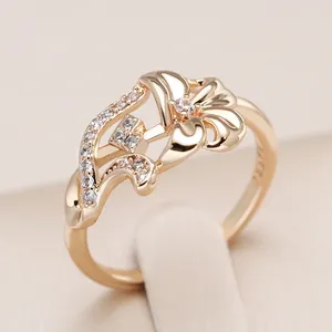 Anéis de cluster Kinel 585 Rose Gold Color Crystal Flower Anel para Mulheres Natural Zircon Vintage Casamento Diário Jóias Finas Meninas Presente