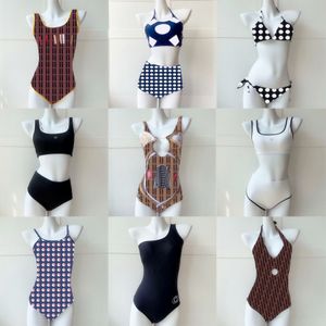 Kvinnors badkläder lyxbikini Tvådel sommarstrand solsken baddräkt designer brev sexig bikinis