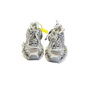 Avrupa İstasyonu 2024ins Süper Sıcak Baba Ayakkabı Deri Platform Küçük Kirli Spor ayakkabıları spor ayakkabılar rahat ayakkabılar modaya uygun ayakkabılar