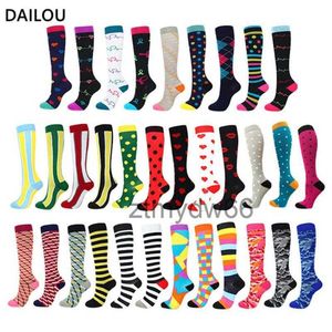 37style Men Women Nursing Compression Socks Unisex Outdoor Sports Run Travel Pressure Long Relieve Knees Pain Happy SZG9