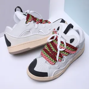 Luxury läder trottoarkant sneakers designer skor för män extraordinär avslappnad sneaker mesh vävd snörning mens plattform sko svart gummi rosa kvinnor nappa kalvskinntränare