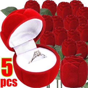 Smycken påsar 1-5 st röda rosringlådor sammet blomma displayhållare brud bröllop romantisk hjärta flockar lagring fall
