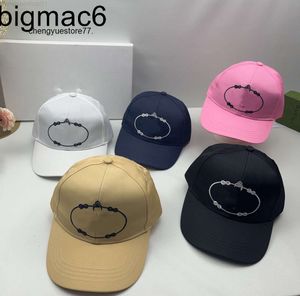 2024 Designer Hats Ball Caps Caps Baseball Caps Kolorowe Casquette Proudowe czapki Spring i wietrzna jesienna czapka bawełna Słońce Hidżabs Lot Hat Men