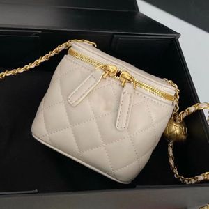 Crossbody compõem sacos de maquiagem de alta qualidade couro clássico moda corrente sacola dupla letra sólida pequenas bolas douradas fivela moda presente vintage agradável mini saco