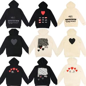 Designer Men's Hoodie Sweatshirts 22s Spela Commes Jumpers Des Garcons Letter Brodery Coat Långärmare Jacka Kvinnor Röd hjärta Löst tröja Cardigan dragkedja Hoodie