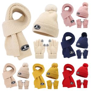 3pcs Children Knitted Hats Scarves Gloves Winter Baby Bear Label Beanies Outdooor Velvet Cold-proof Wool Cap Suit Warm Accessory 240124