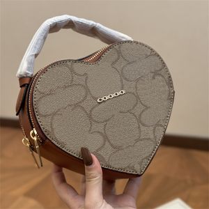 Women Mini Shoulder Bag Designer Handbag Love Package Luxury Letter C Crossbody Bag Fashion Purses Female Cute Cross Body Bag Exquisite