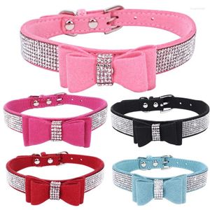 Hundkrage Hem Läderkrage Bling Padded Bow Knot Full Rhinestone Soft Suede Valp Cat Pet för små medelstora raser Partihandel