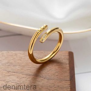 Love Ring High Quality Designer Nail Fashion Jewelry Man Wedding Promise Rings for Woman Anniversary Gift FP36