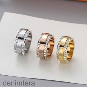 Luxury Designer Ring Fashion Printing Letter Rings for Man or Woman Titanium Steel Band Love Jewelry Supply VP1H
