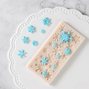 Stampi da forno 3D Natale Fiocco di neve Silicone Fai da te Caramelle Biscotti Stampi per fondente Stampo per cioccolato Attrezzi per torte da cucina Decorazione