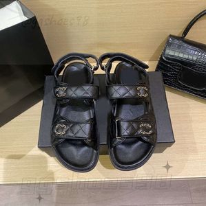 Novo estilo de luxo sandálias verão sapatos praia mulheres lazer sandália fundo plano doce cor alta qualidade areia couro