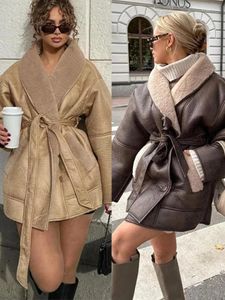 Kvinnorjackor Loose Winter Leather Jacket Women 2024 Kvinnlig vintage Lapel Faux Wool Belt Coat Thicken Warm Oversize Highstreet Outwear Top
