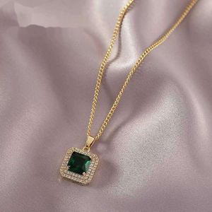 Luxurious Green Micro Set Zircon Geometric Square Pendant Short Necklace For Womens Sexy Neck chain Fashion Jewelry Accessories L230704